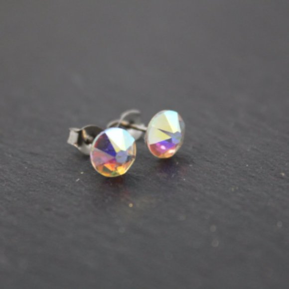 Beautiful Sparkly Stud Earrings in AB Crystal - Picture 1 of 4